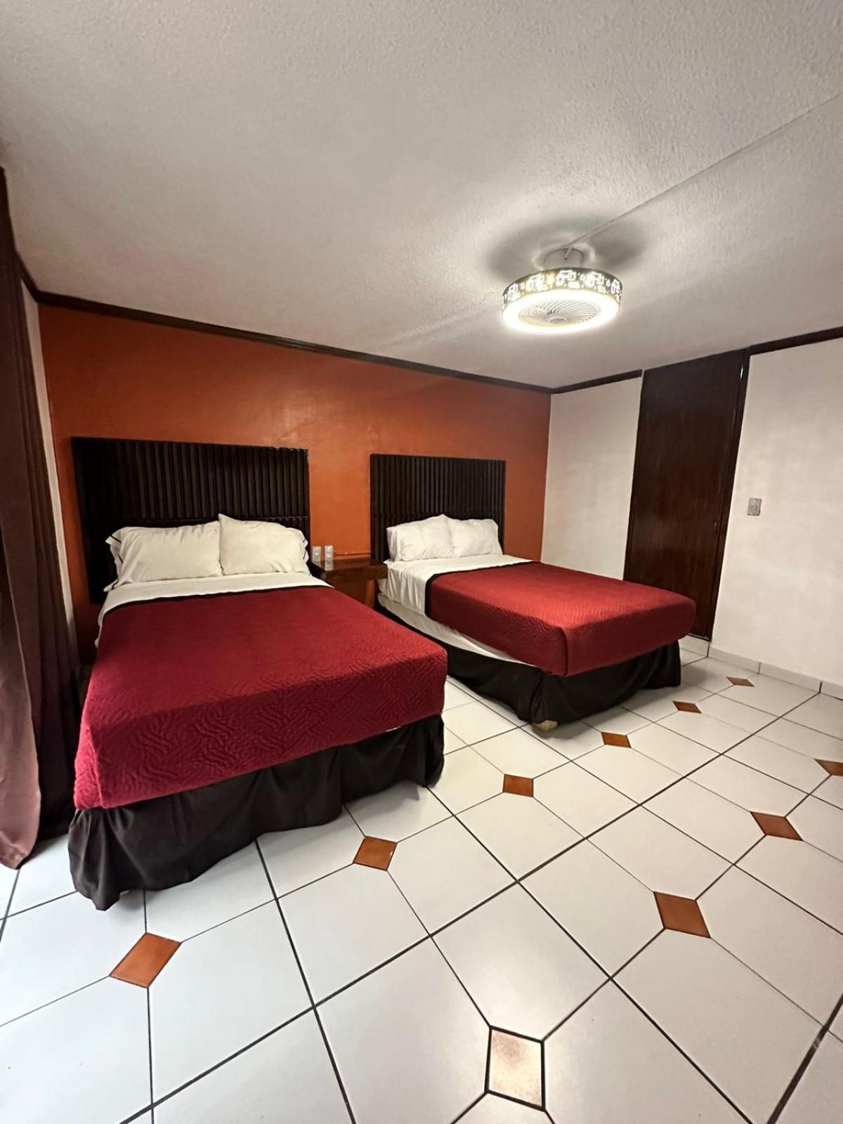 Hotel Zapotlan Ciudad Guzman Dış mekan fotoğraf