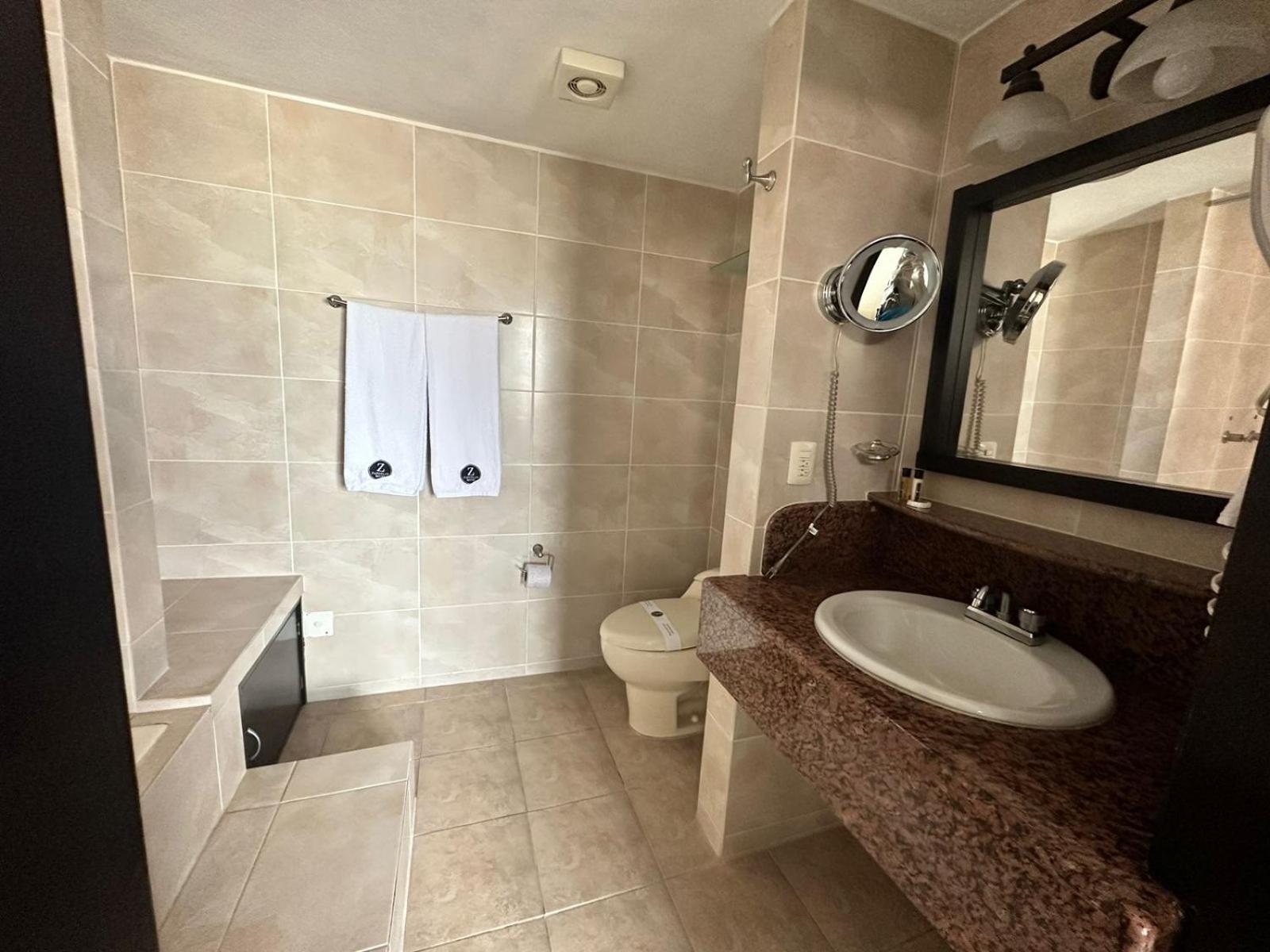 Hotel Zapotlan Ciudad Guzman Dış mekan fotoğraf