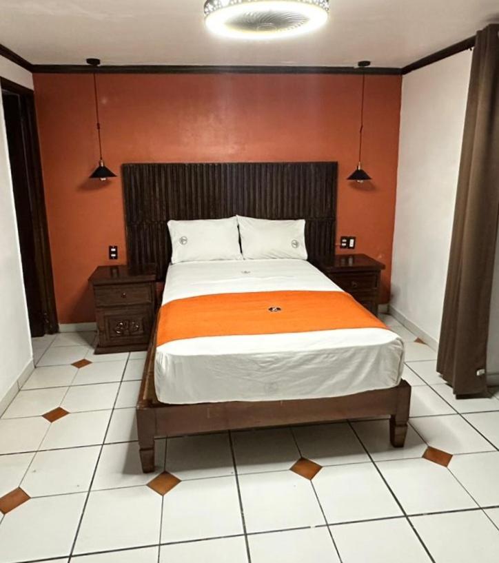 Hotel Zapotlan Ciudad Guzman Dış mekan fotoğraf